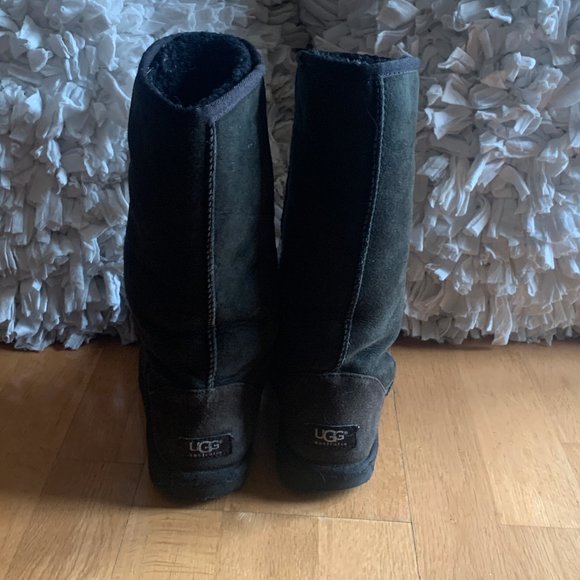 Ugg Womens 5815 Classic Tall Black Boots Size 7 - Picture 2 of 5